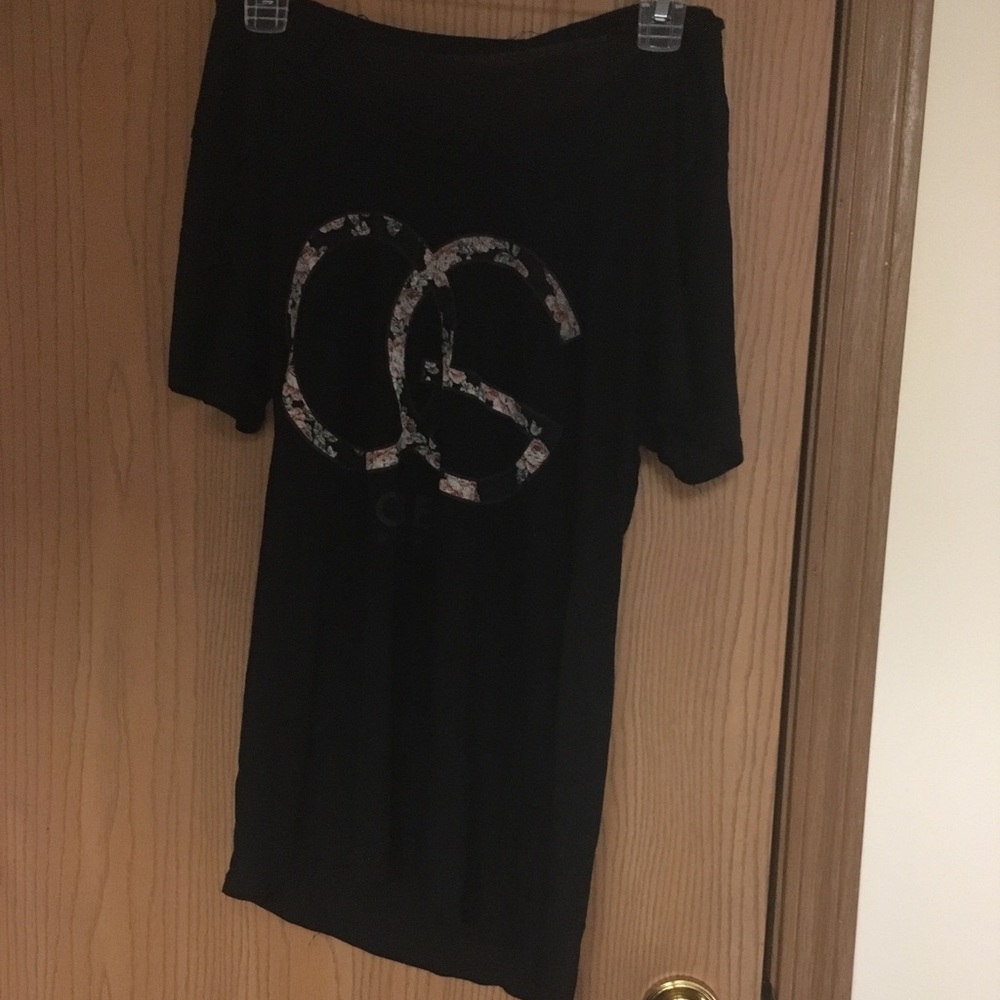 OBEY loose shirt